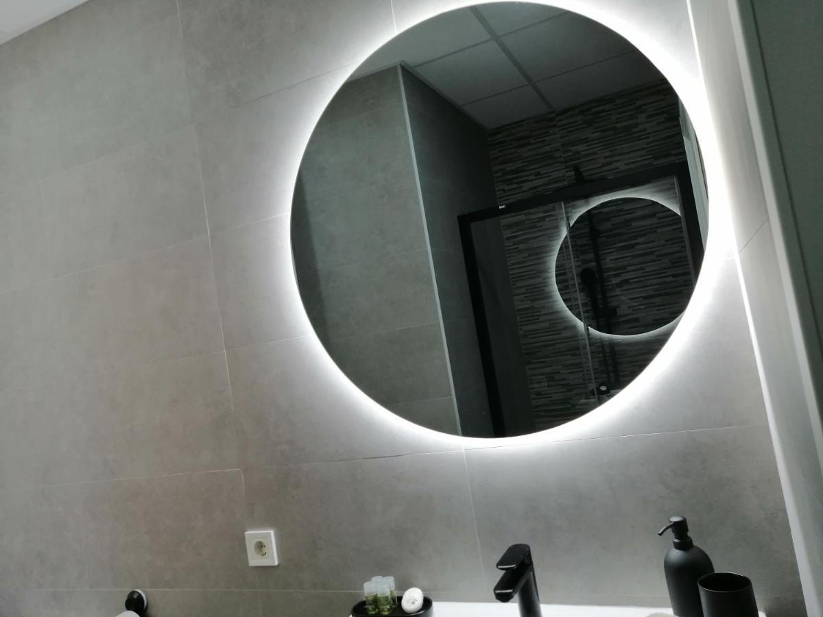 Apartament Tourist House Trajano Terraza-Piscina Sewilla Zewnętrze zdjęcie